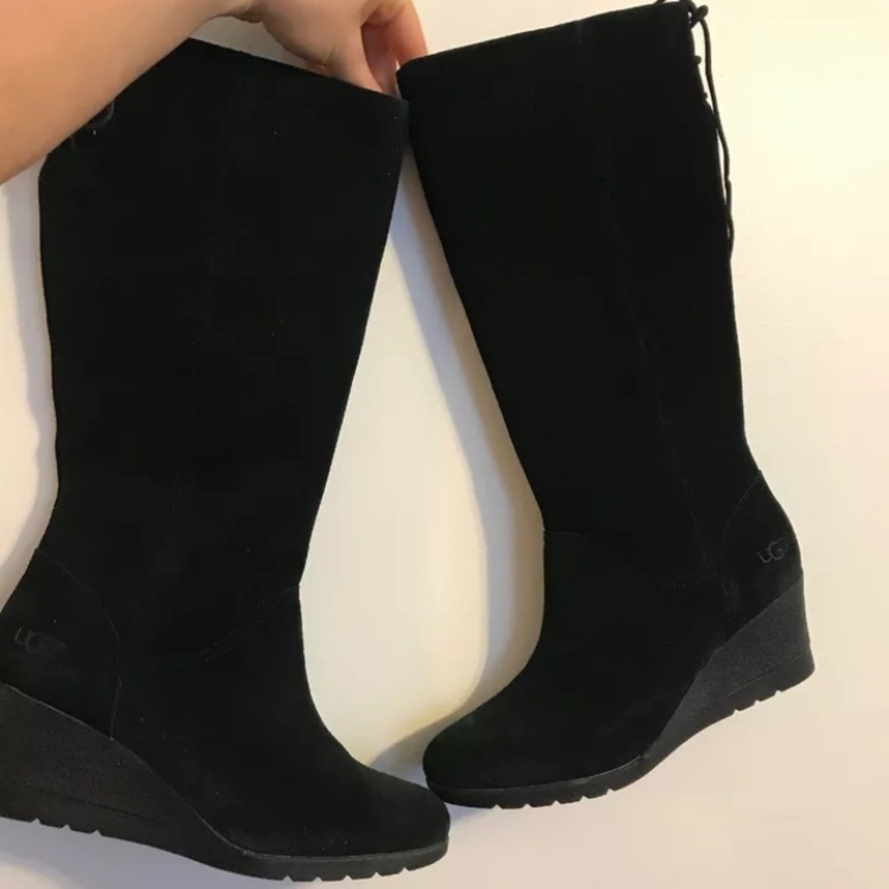 New UGG Dawna Boots 8.5 Black Suede Wedge